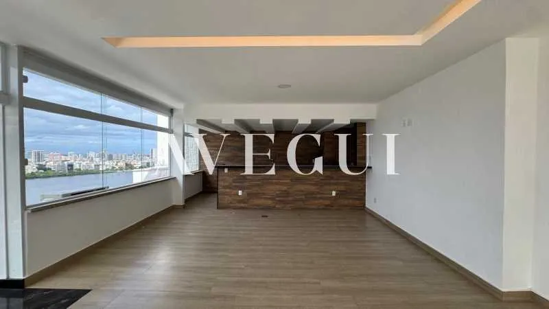 Penthouse with 4 bedrooms and open-plan gas kitchen — photo 9