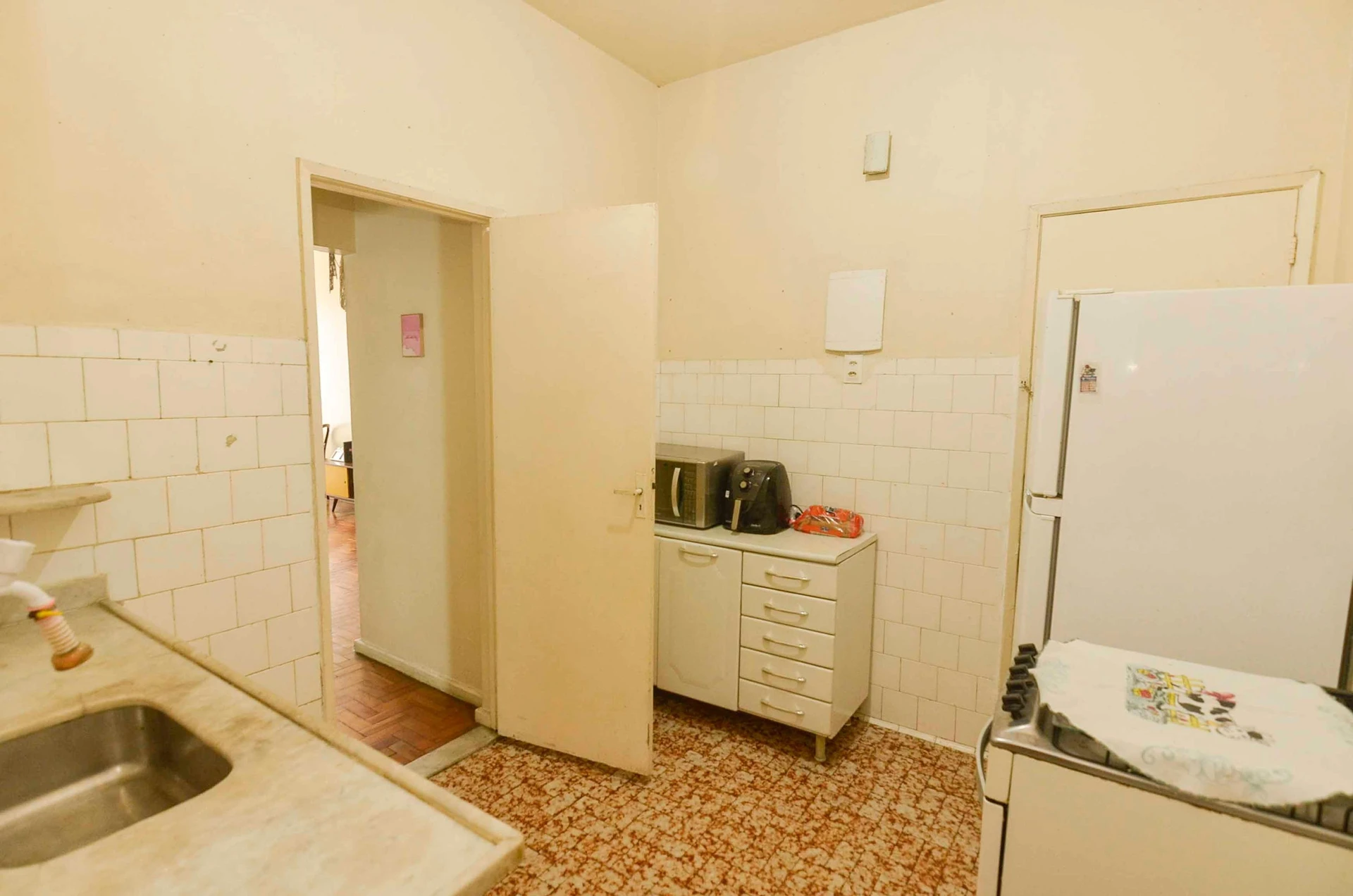 Пральна машина та 2 спальні: квартира 76 м² — photo 14