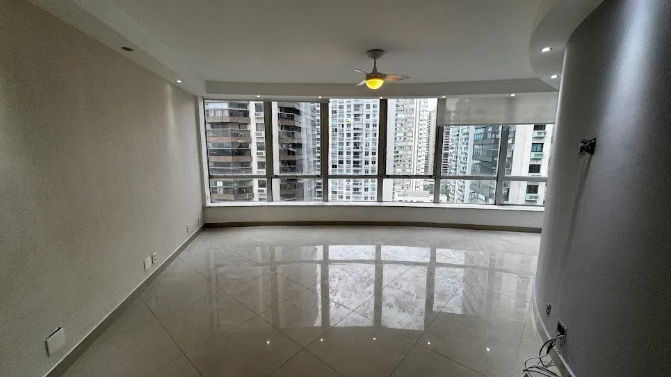 Apartamento, 86 m², com janelas do piso ao teto — photo 17