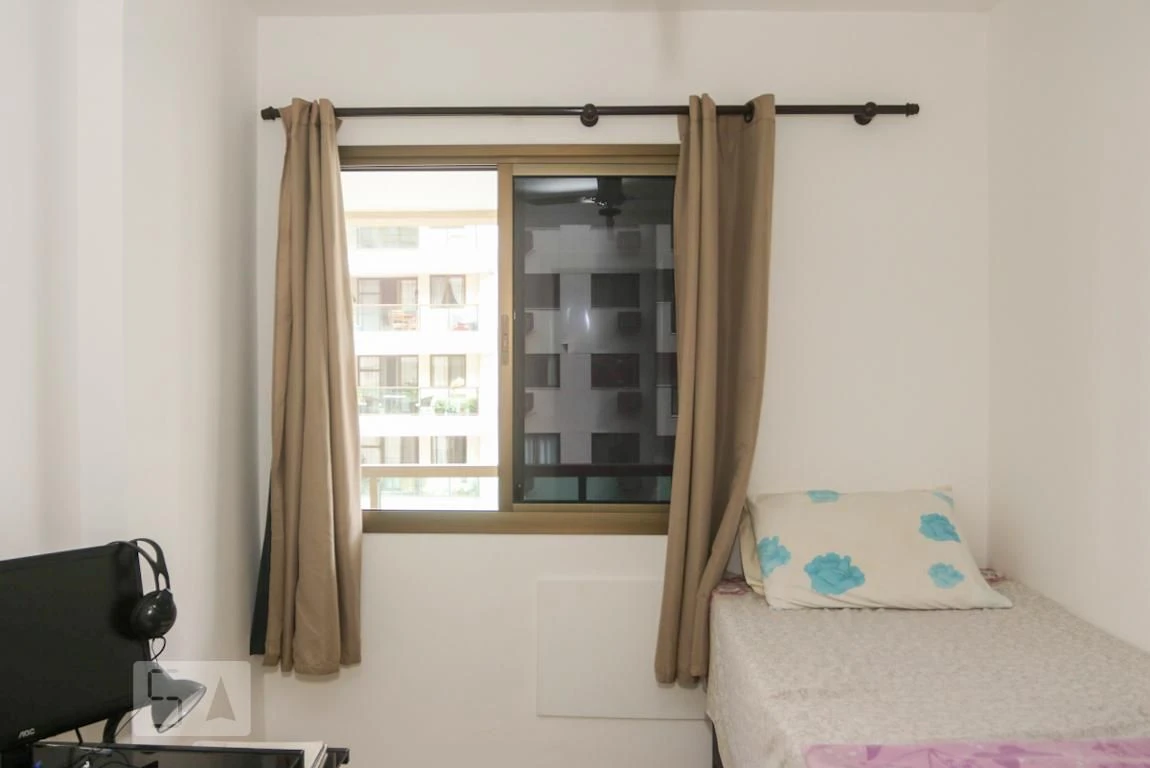 Furnished 2-bedroom apartment with 2 bathrooms and parking — photo 46