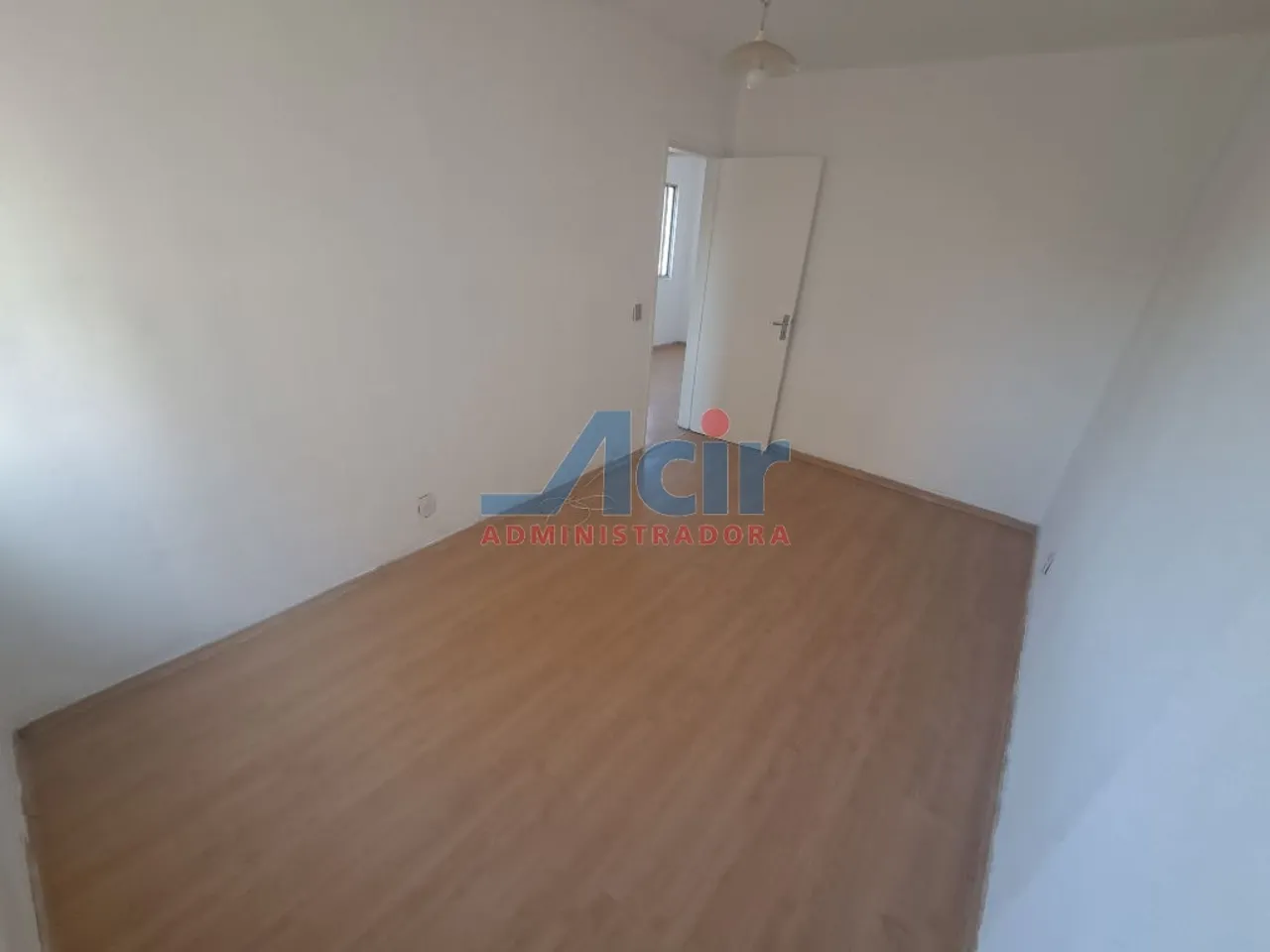 Apartamento con 2 dormitorios, 1 baño y parking — photo 4