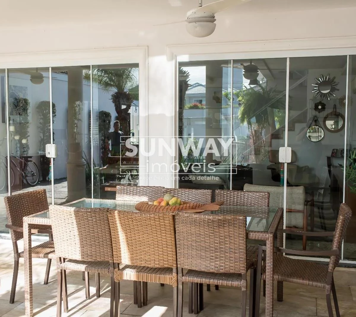 5-bedroom house with a walk-in closet in Rio de Janeiro — photo 5