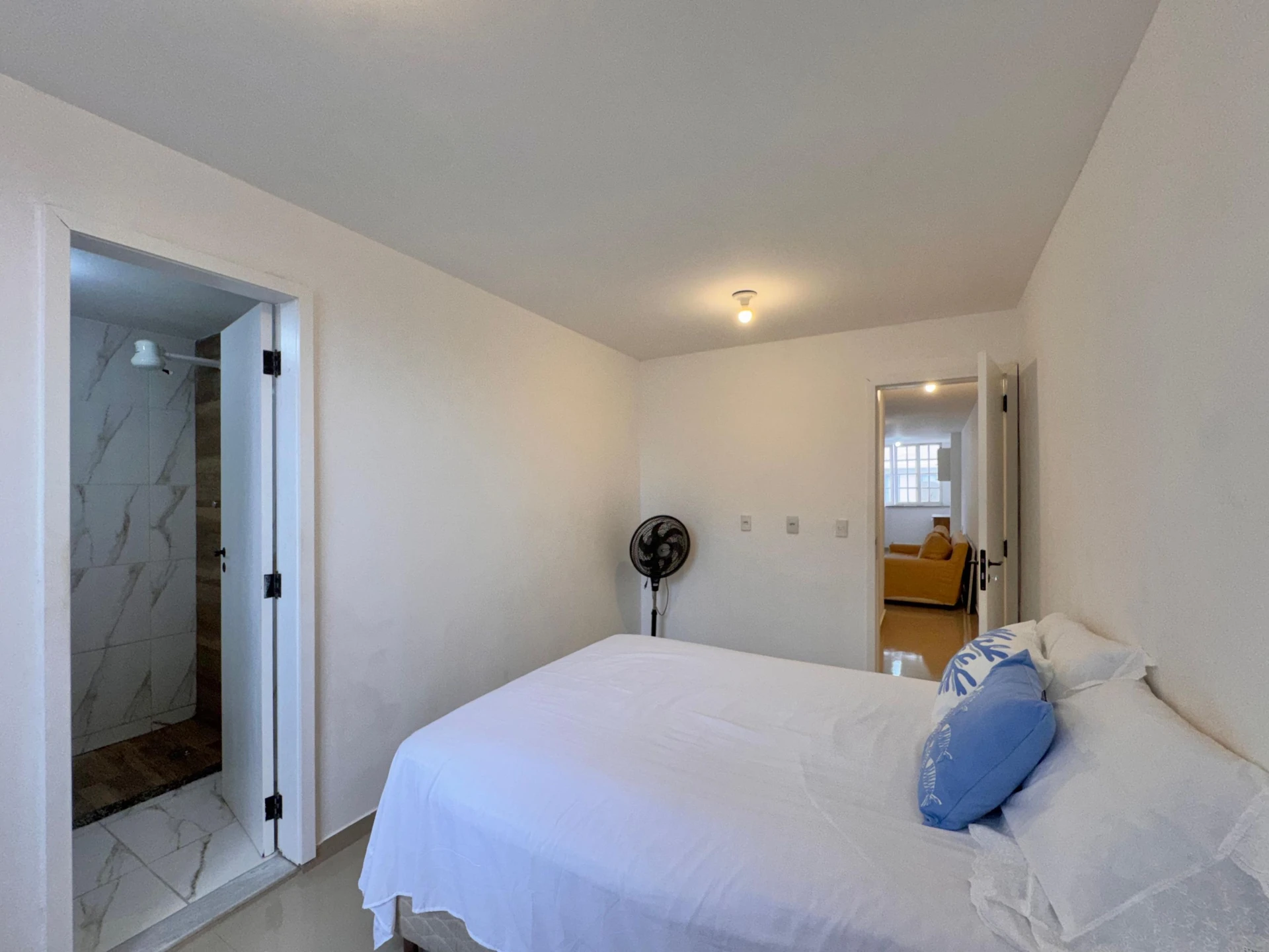 Furnished house with 2 bedrooms and open kitchen — photo 12