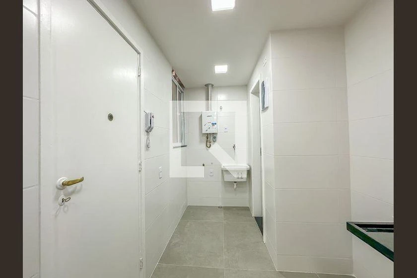 Apartment, 50 m², with wood or laminate floors — photo 11