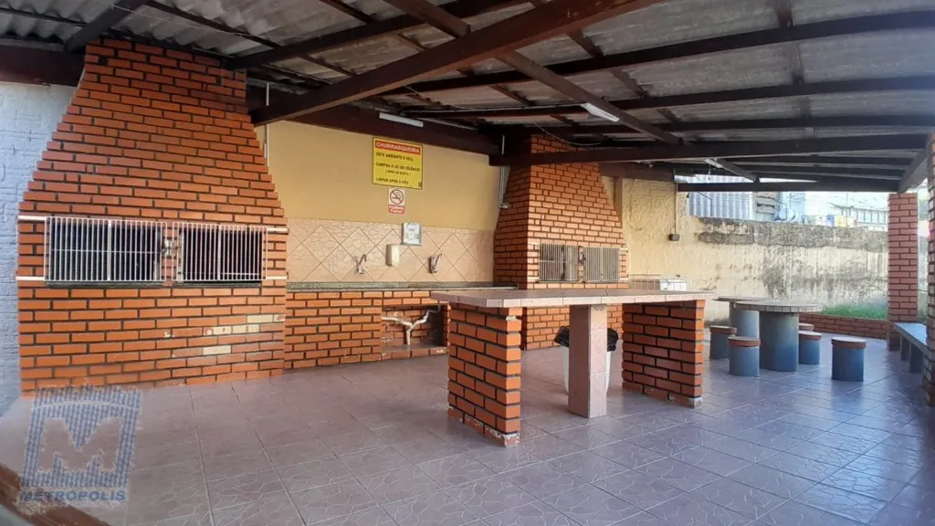 2-bedroom apartment with a closed kitchen and gas stove — photo 34