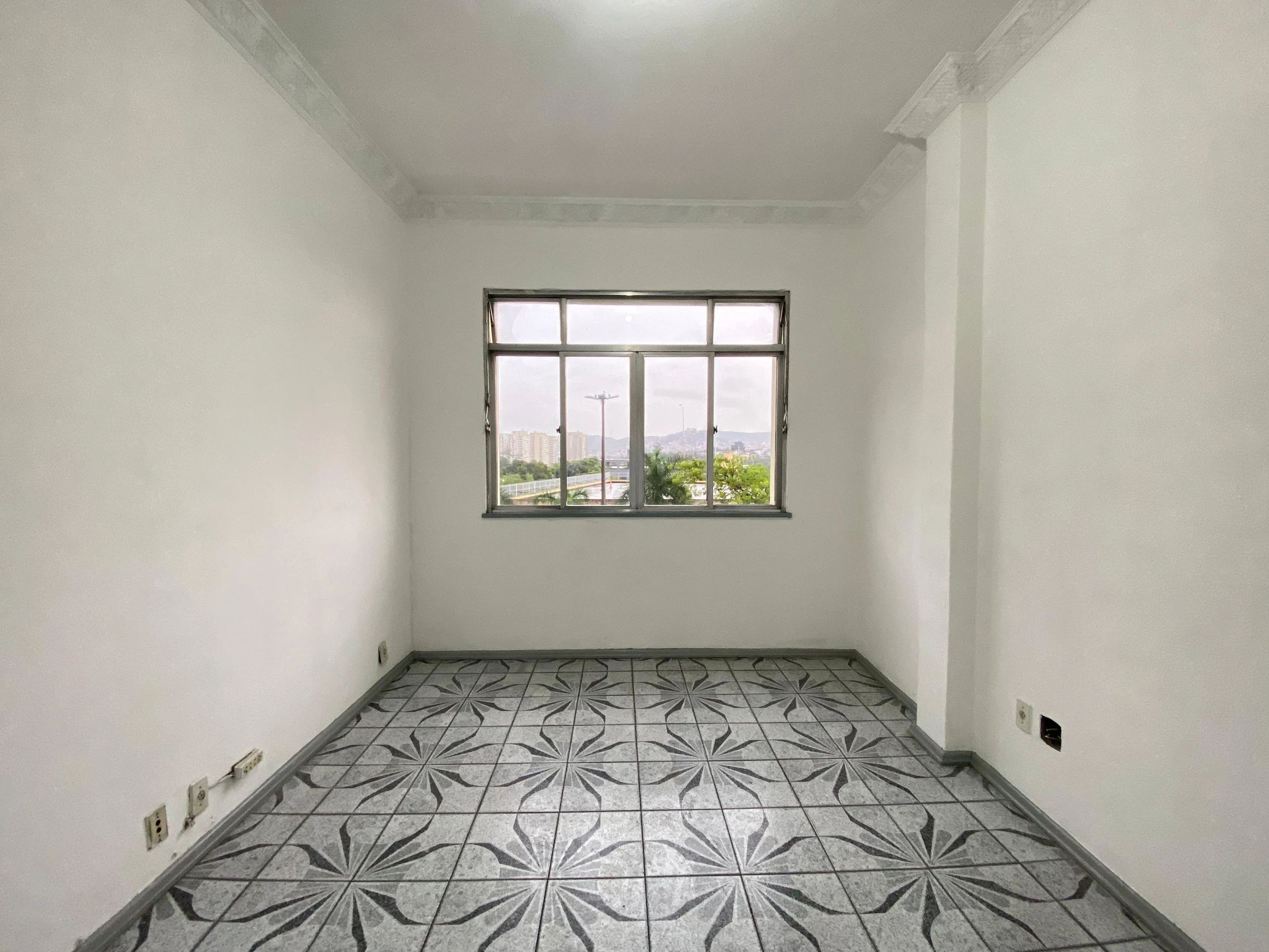 Орендна квартира з 3 спальнями та 1 ванною — photo 24