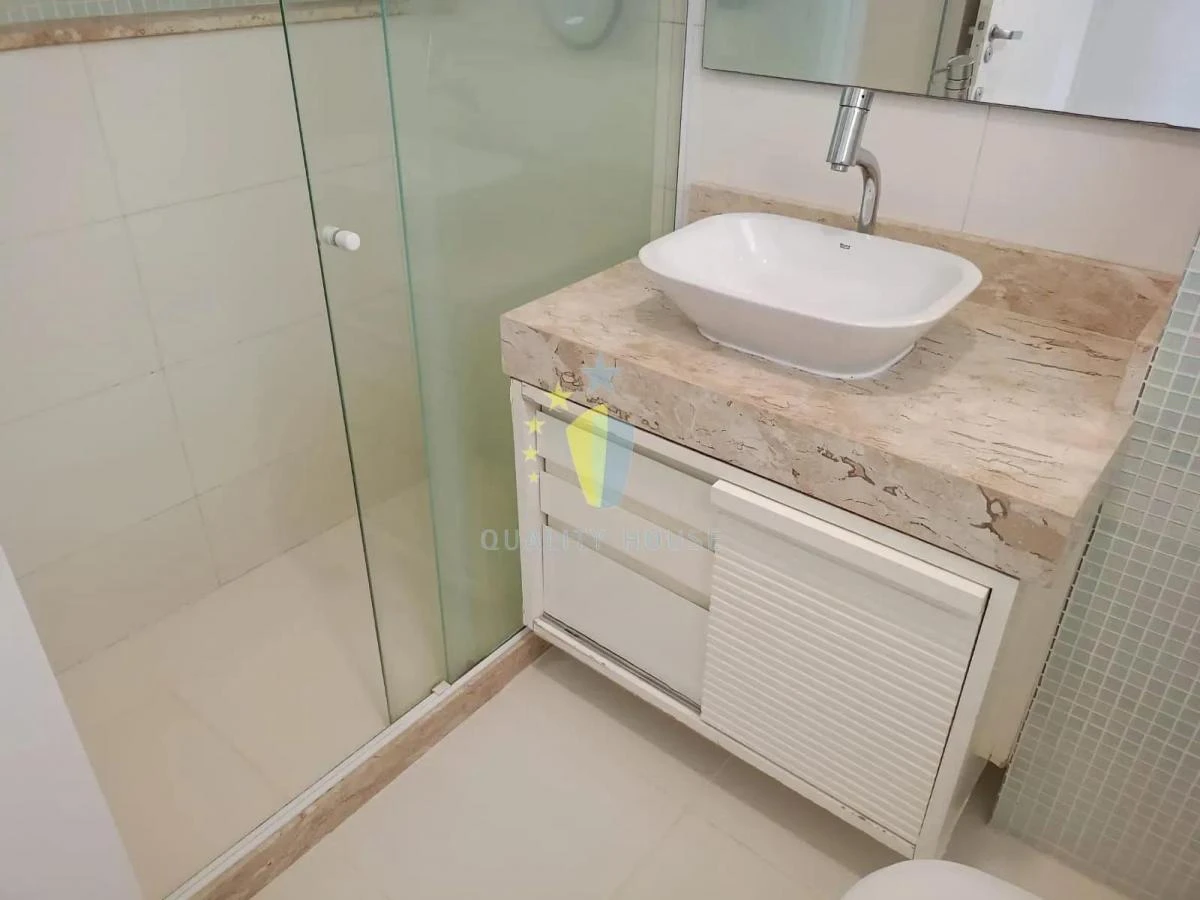 3-bedroom apartment with a water view in Rio de Janeiro — photo 4