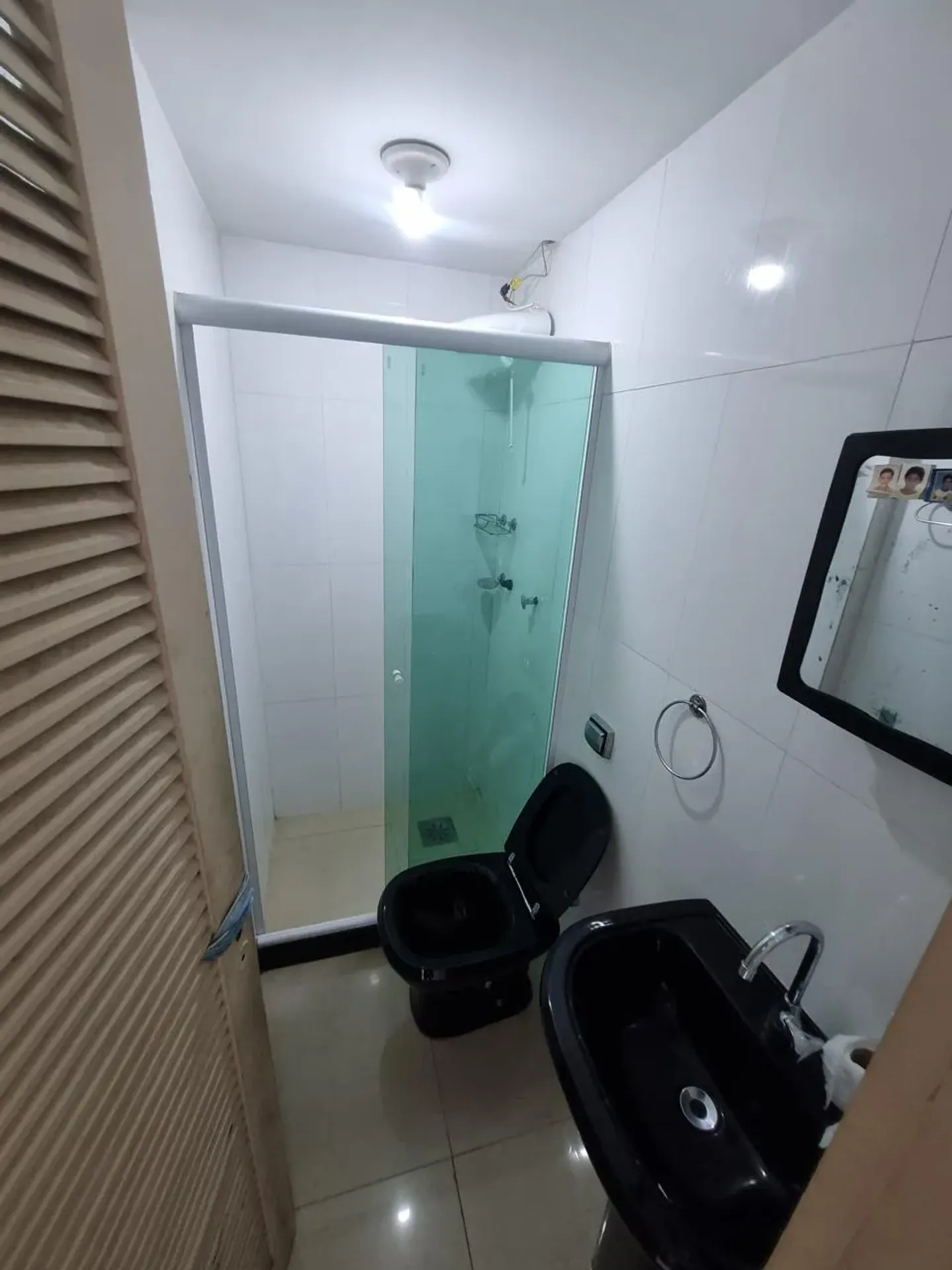 Walk-in closet in a 4-bedroom apartment, 110 m² — photo 13