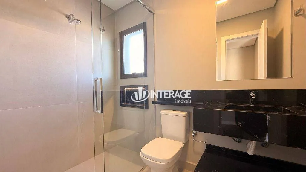Townhouse with 3 bedrooms, en-suite and private garden — photo 21
