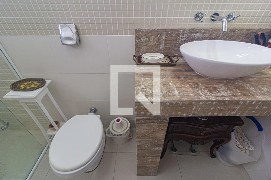 Ванна та 4 спальні: будинок 350 м² — photo 36