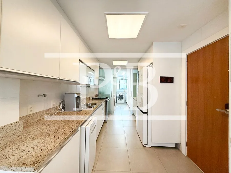 Apartamento com 4 quartos e escritório — photo 34