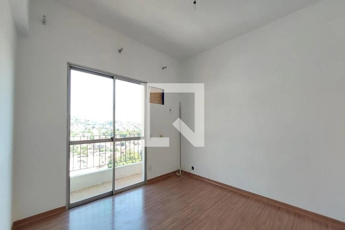 2-bedroom apartment in a building with a pool — photo 22