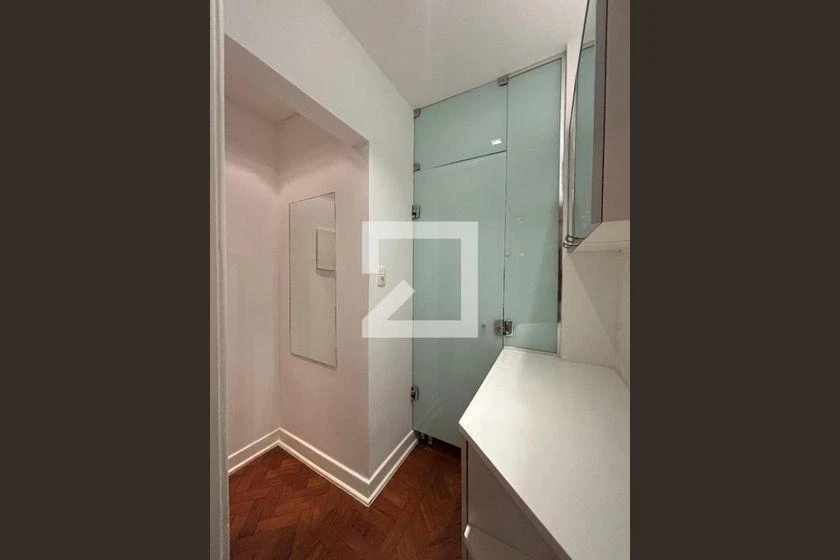 Furnished 85 m² apartment with 1 bedroom and 2 bathrooms — photo 17
