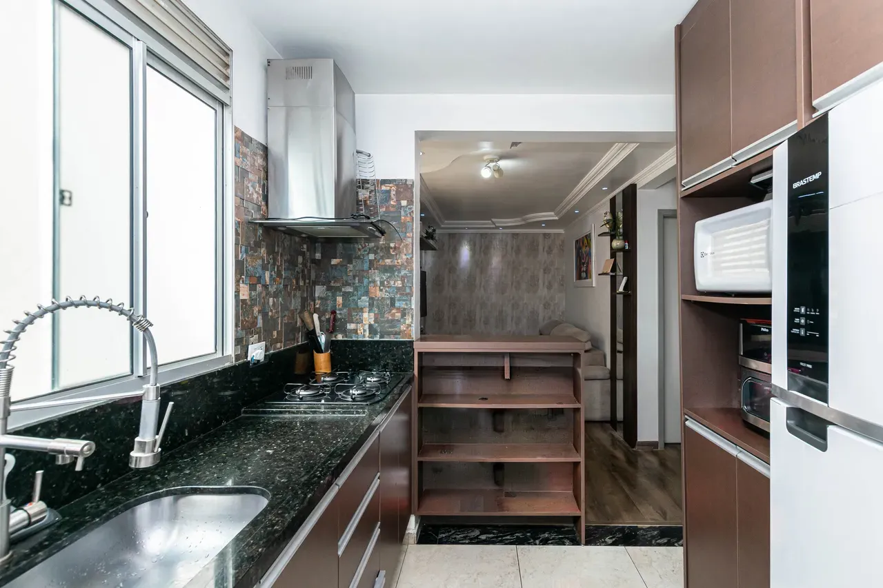 2-bedroom apartment with a washing machine in Curitiba — photo 5
