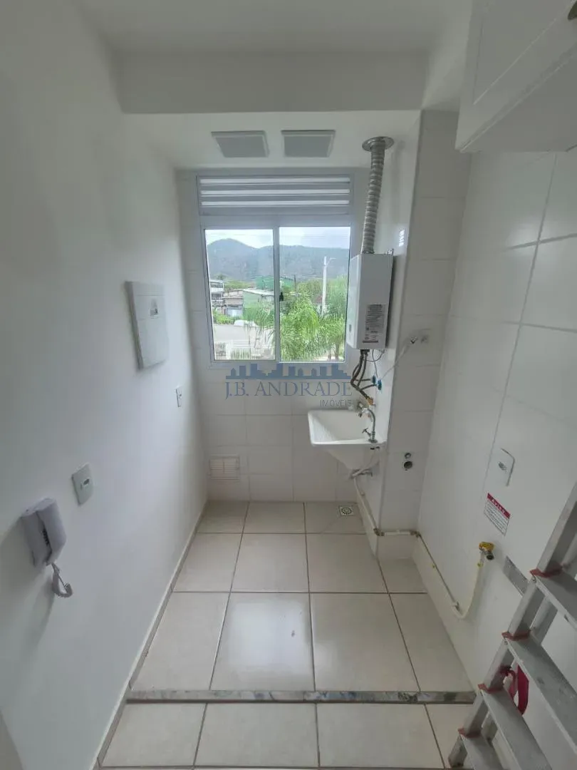 66 m² apartment with a mountain view and a home office — photo 12