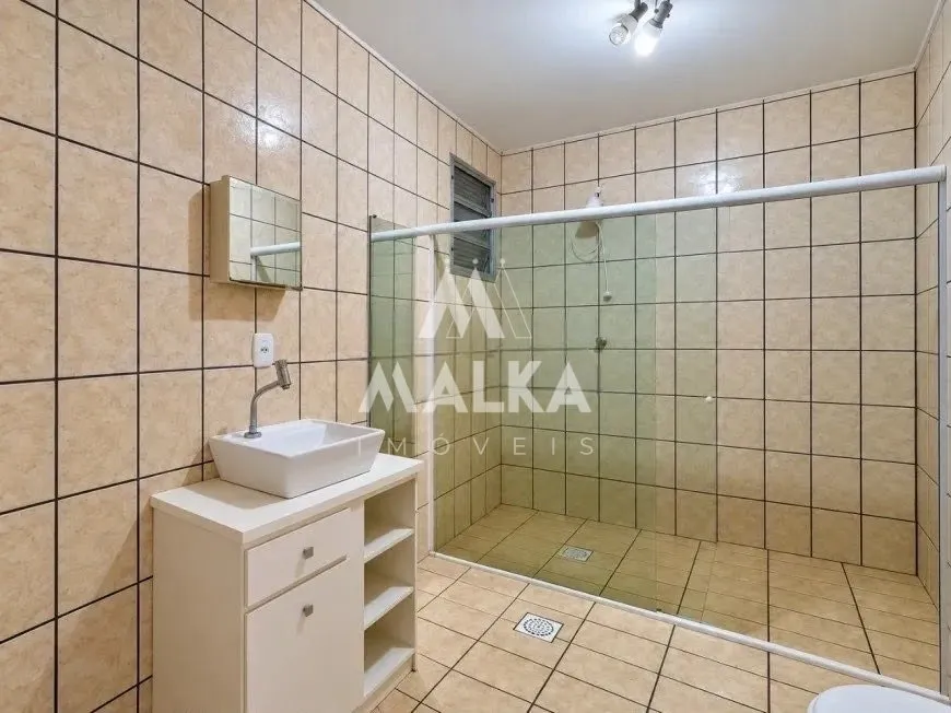 5-bedroom house with a bathtub in Florianópolis — photo 13