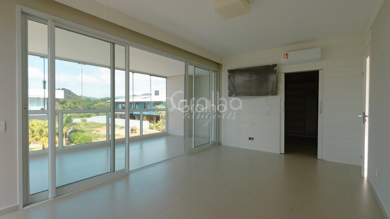 House, 343 m², with a bathtub — photo 11