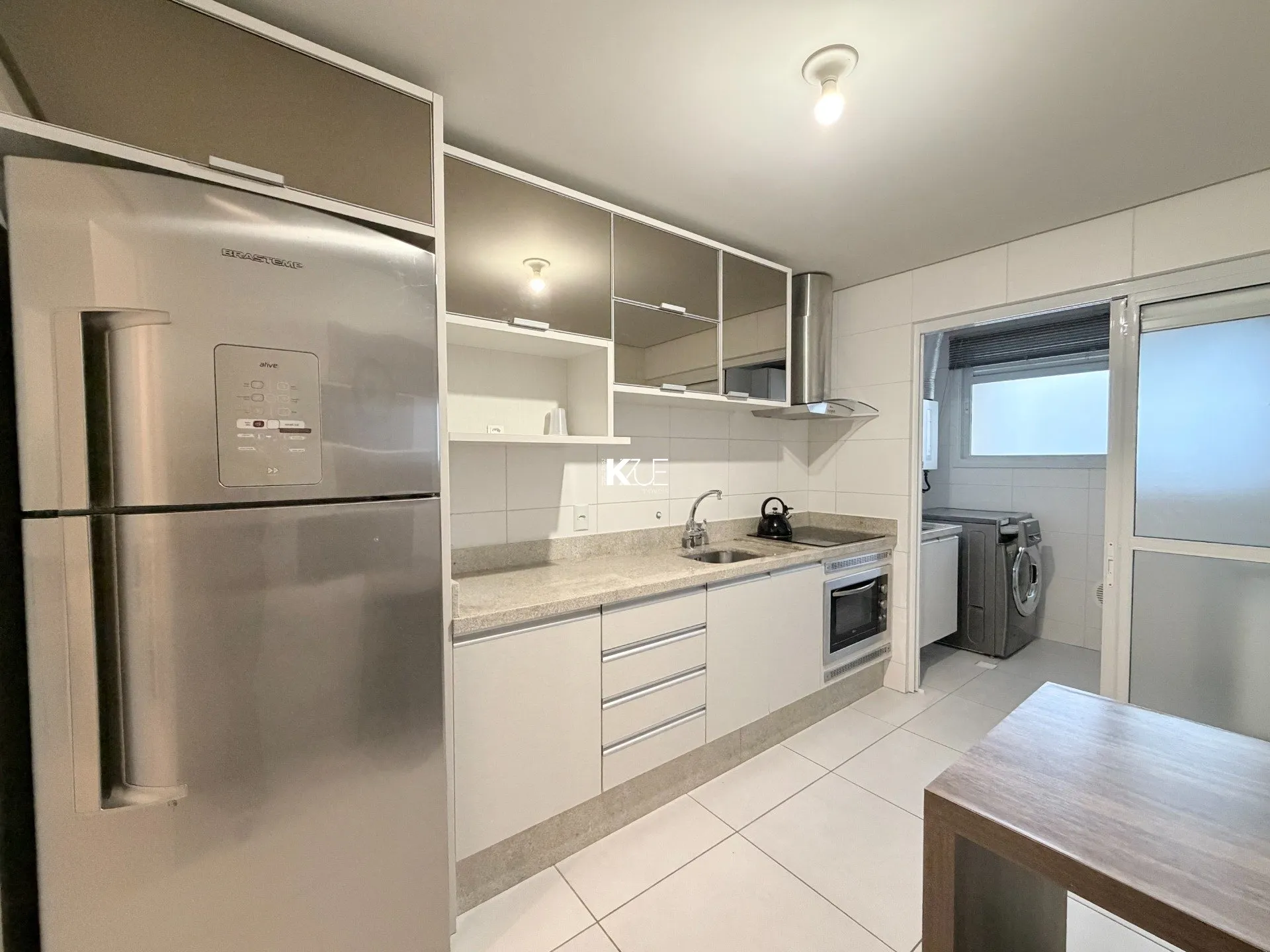Furnished apartment, 111 m², with a water view — photo 7