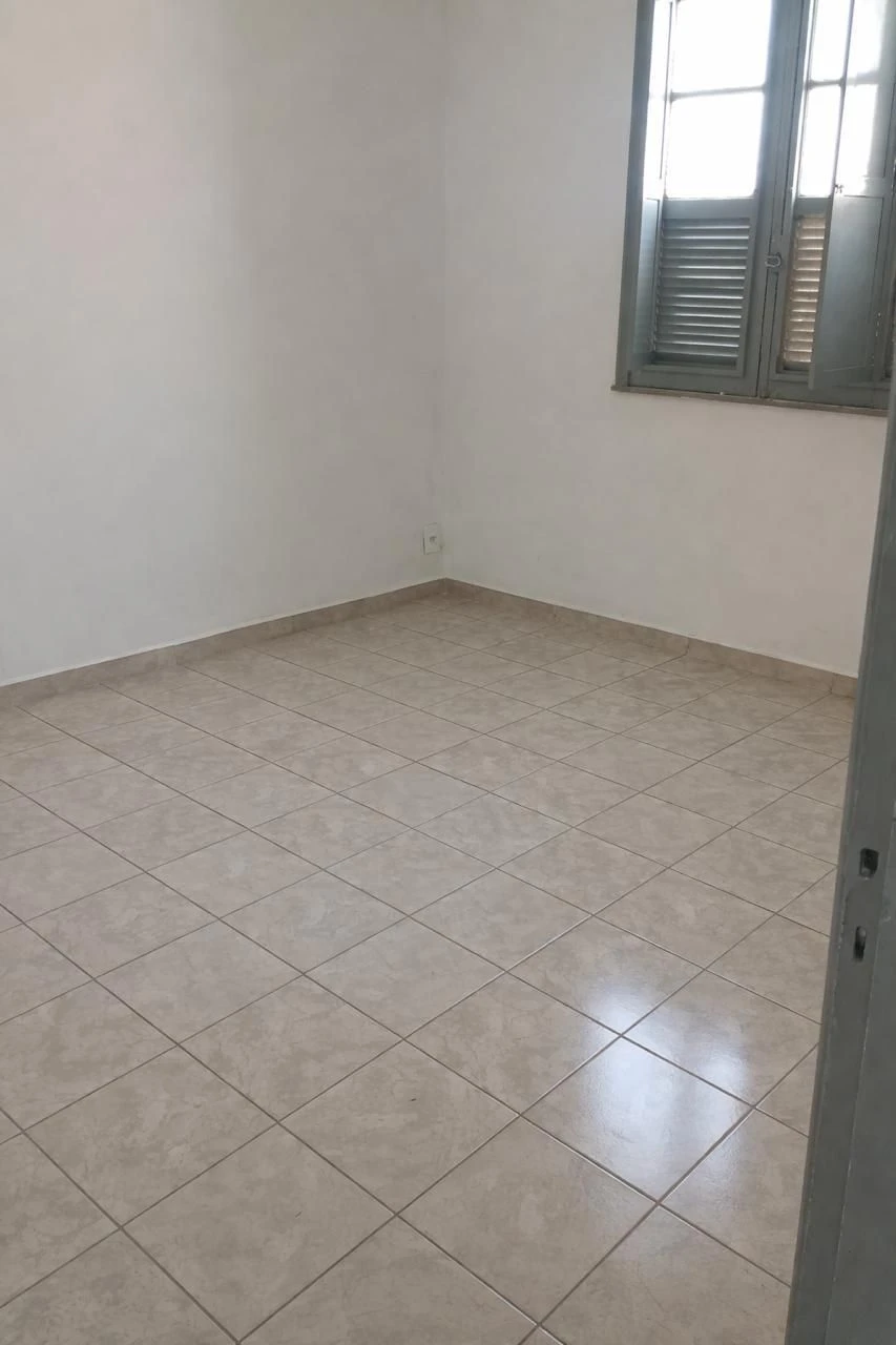 Casa de 4 dormitorios con cocina independiente y 2 baños — photo 16