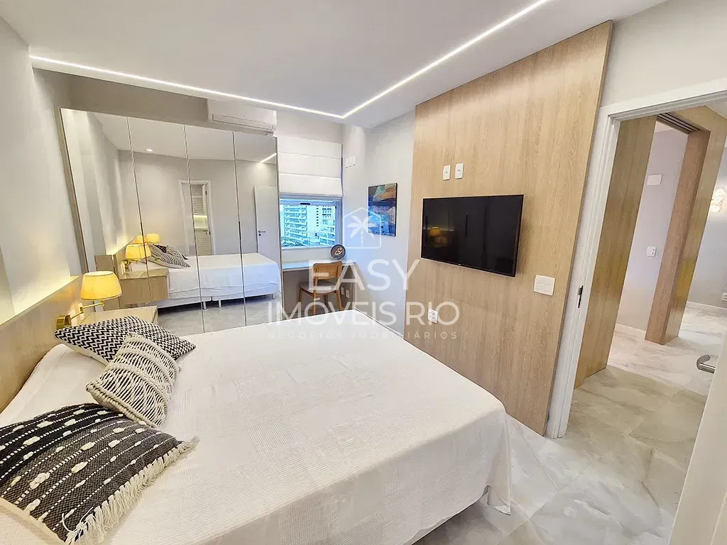 Furnished apartment with an open-plan kitchen and 2 beds — photo 24