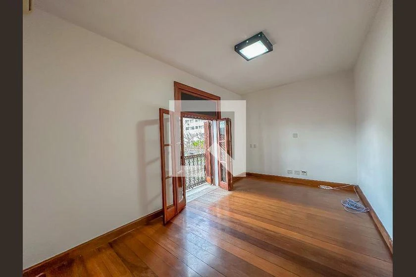 Apartment, 275 m², with a walk-in closet — photo 45