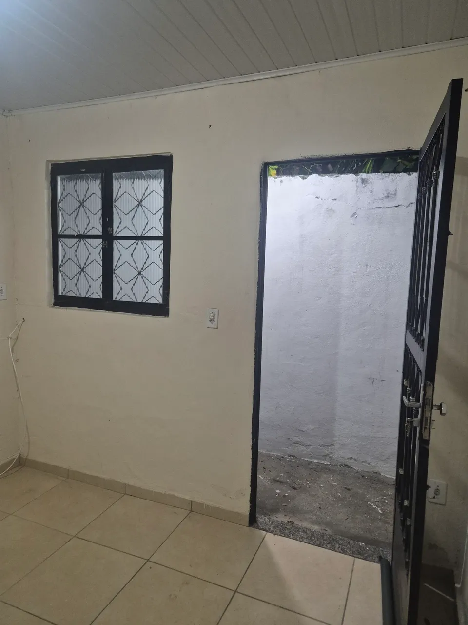 Unfurnished house with 1 bedroom and an electric shower — photo 5