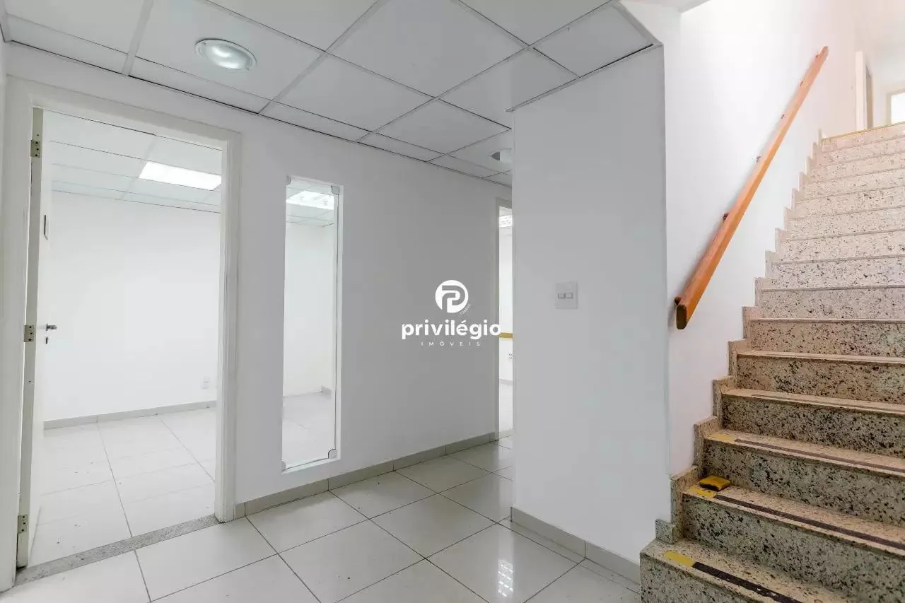 4-bedroom house with a home office in Rio de Janeiro — photo 12