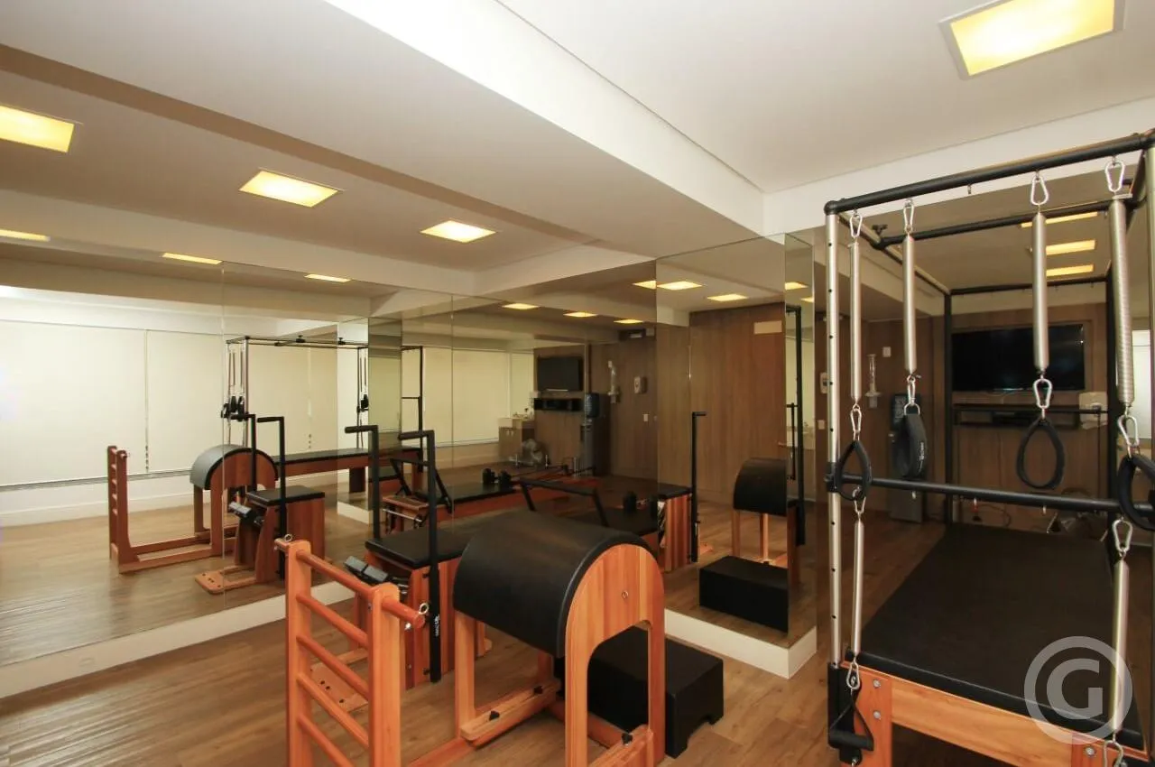 Furnished 82 m² apartment with mountain views — photo 20