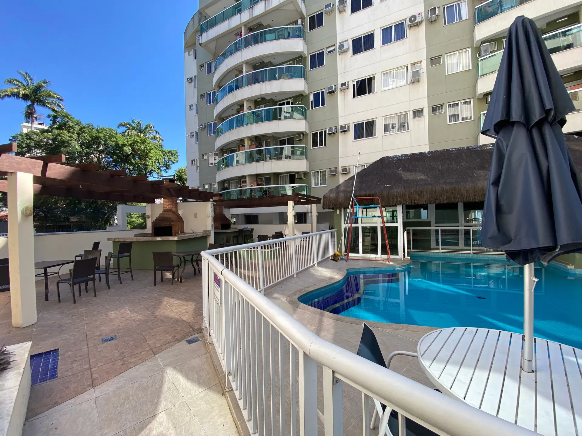 3-bedroom apartment with balcony and built-in grill — photo 21