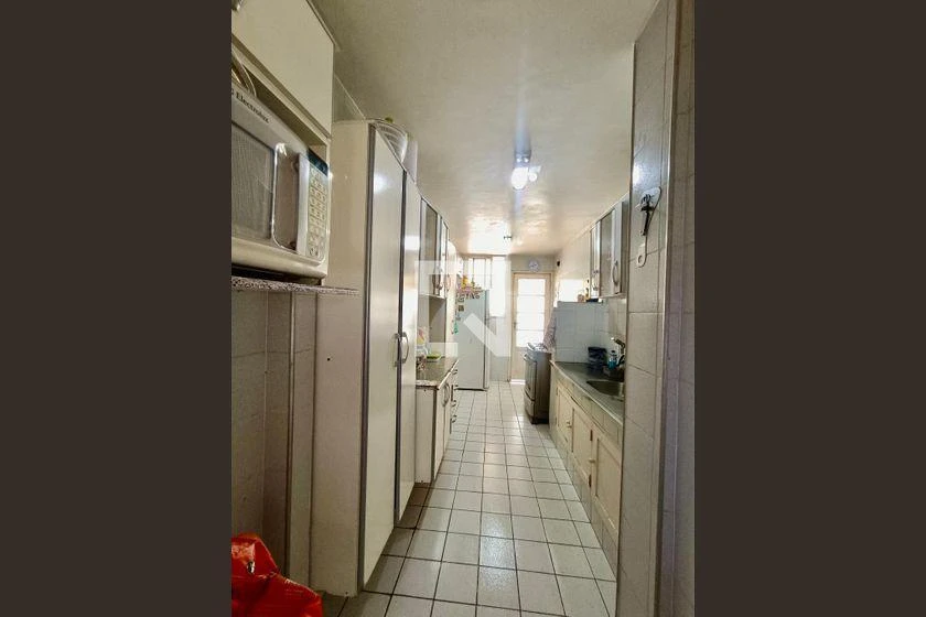 Furnished apartment with private yard and BBQ — photo 74