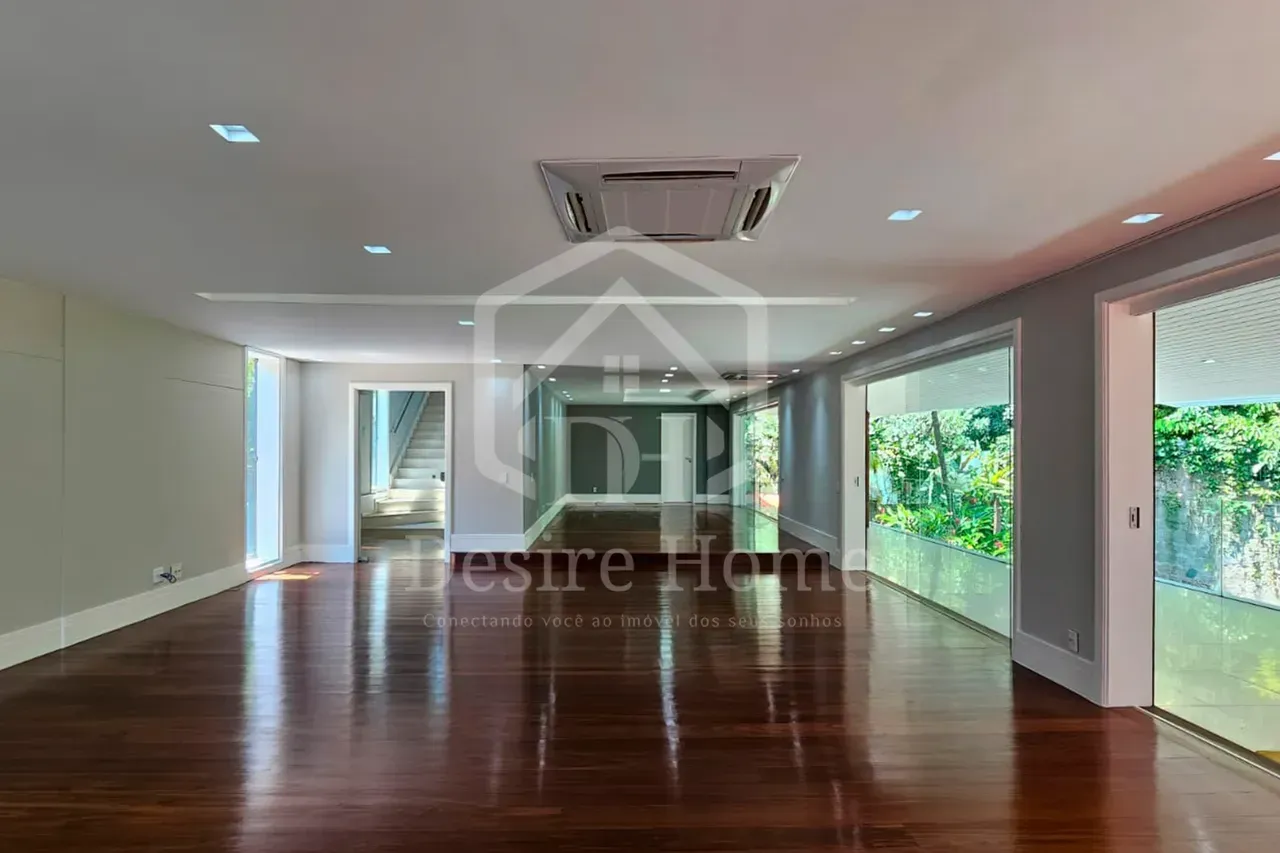 Casa com 4 quartos e 5 banheiros, cozinha a gás — photo 27