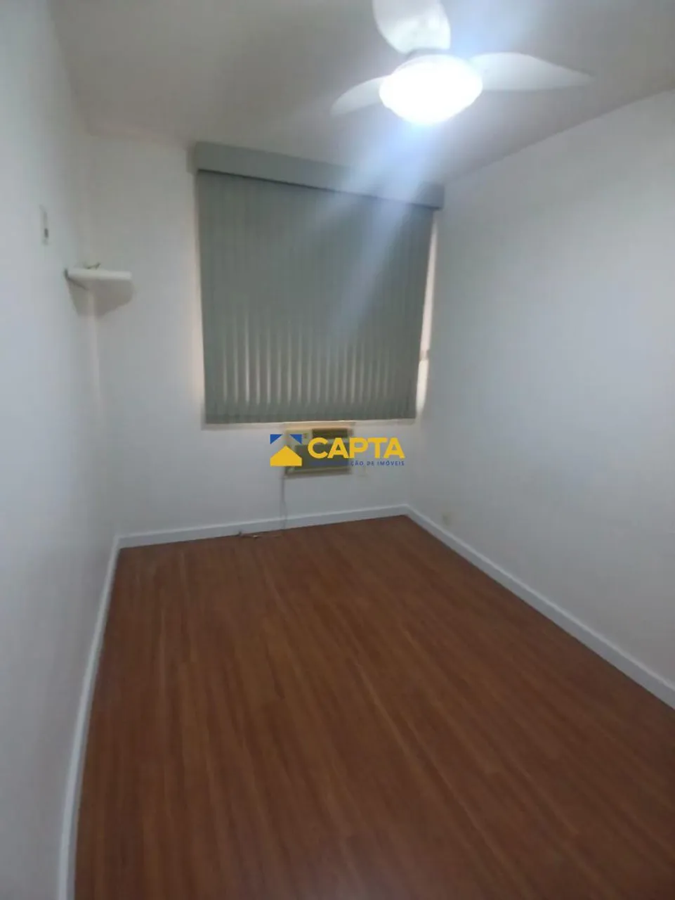 2-bedroom 2-bath apartment with 1 parking space — photo 4