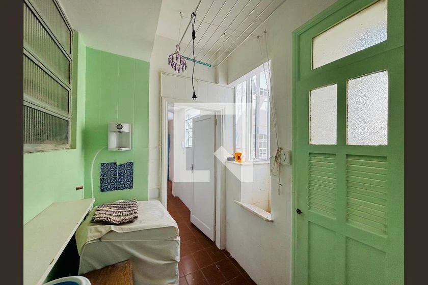 142 m² rental apartment with 3 bedrooms and separate kitchen — photo 35