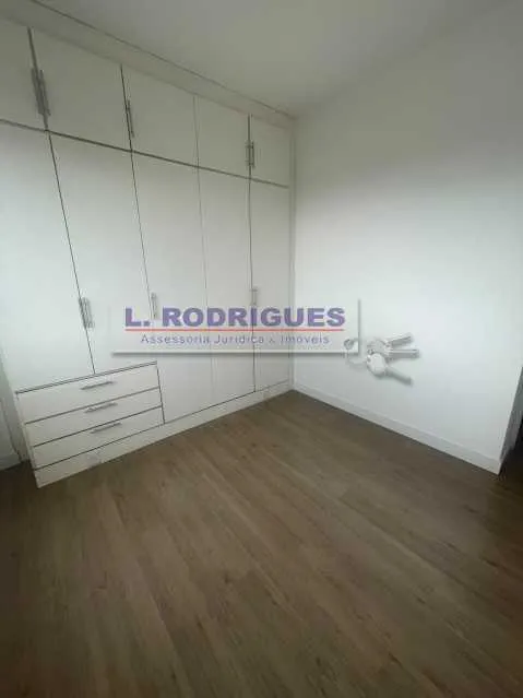 Home office in a 2-bedroom apartment, 75 m² — photo 7