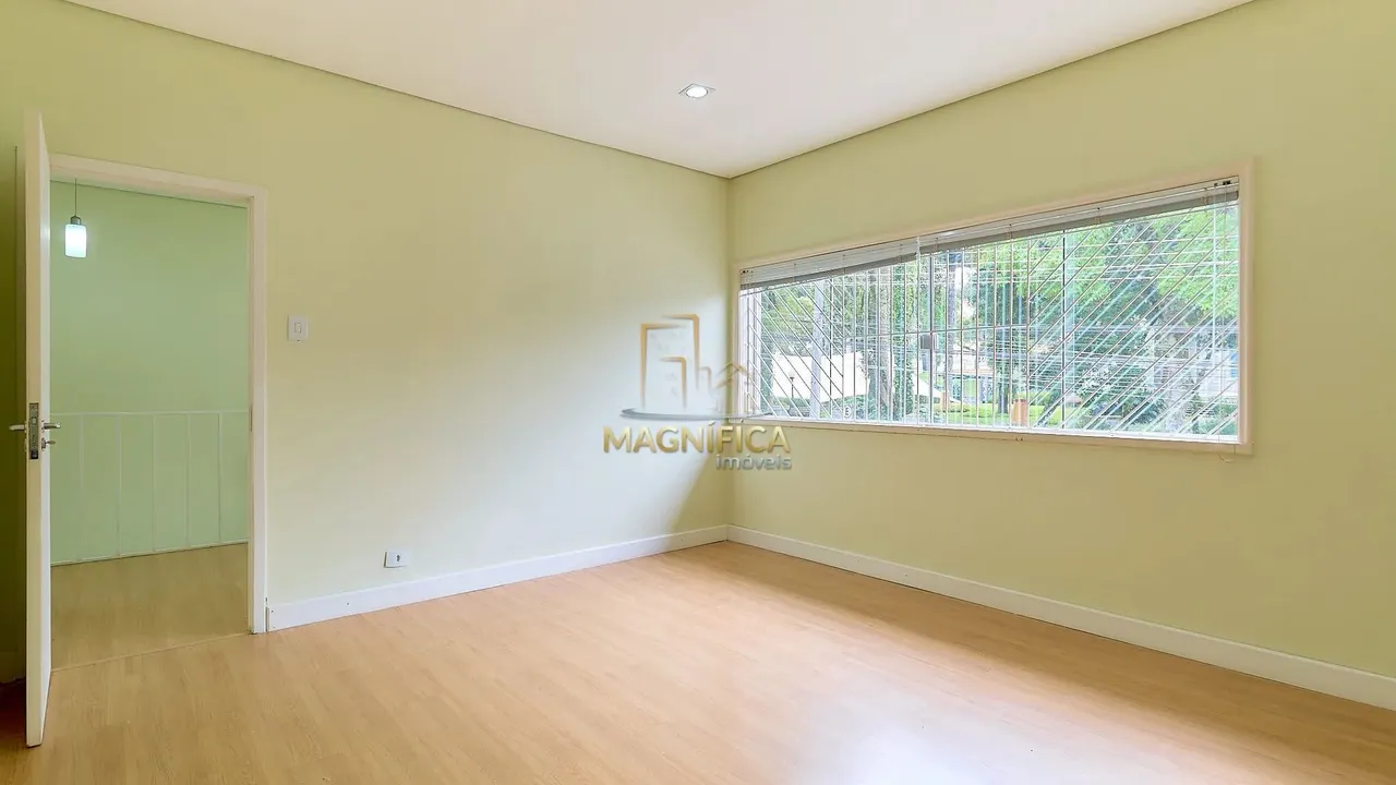 House with 5 bedrooms and 3 bathrooms, plus 2 parking — photo 17