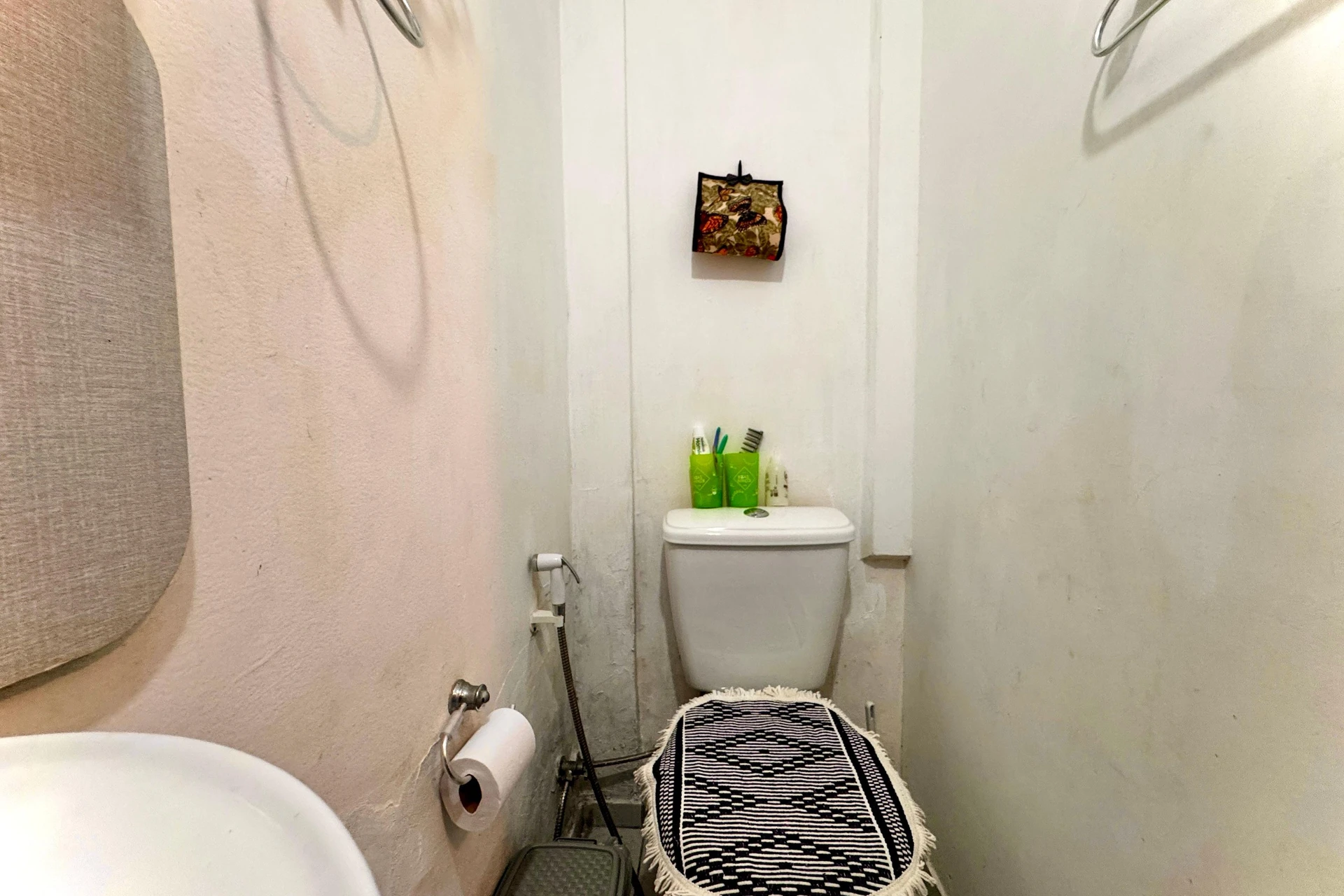 Furnished 1-bedroom apartment with a gas stove — photo 15