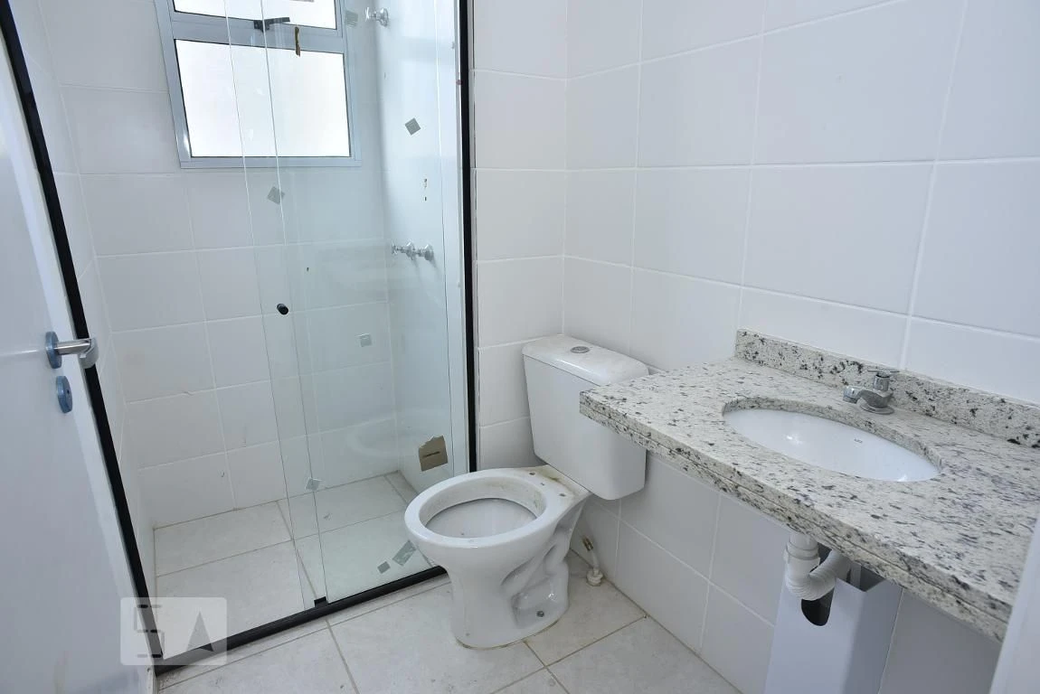 Wood or laminate floors in a 2-bedroom apartment, 45 m² — photo 6