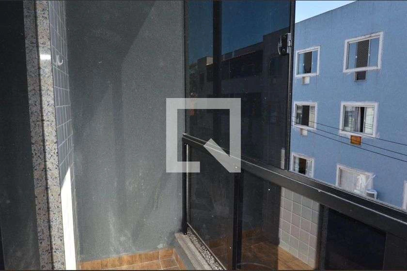 Furnished 35 m² studio with a private bathroom — photo 9