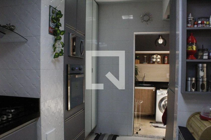 Casa em condomínio com 4 quartos e 117 m² — photo 50