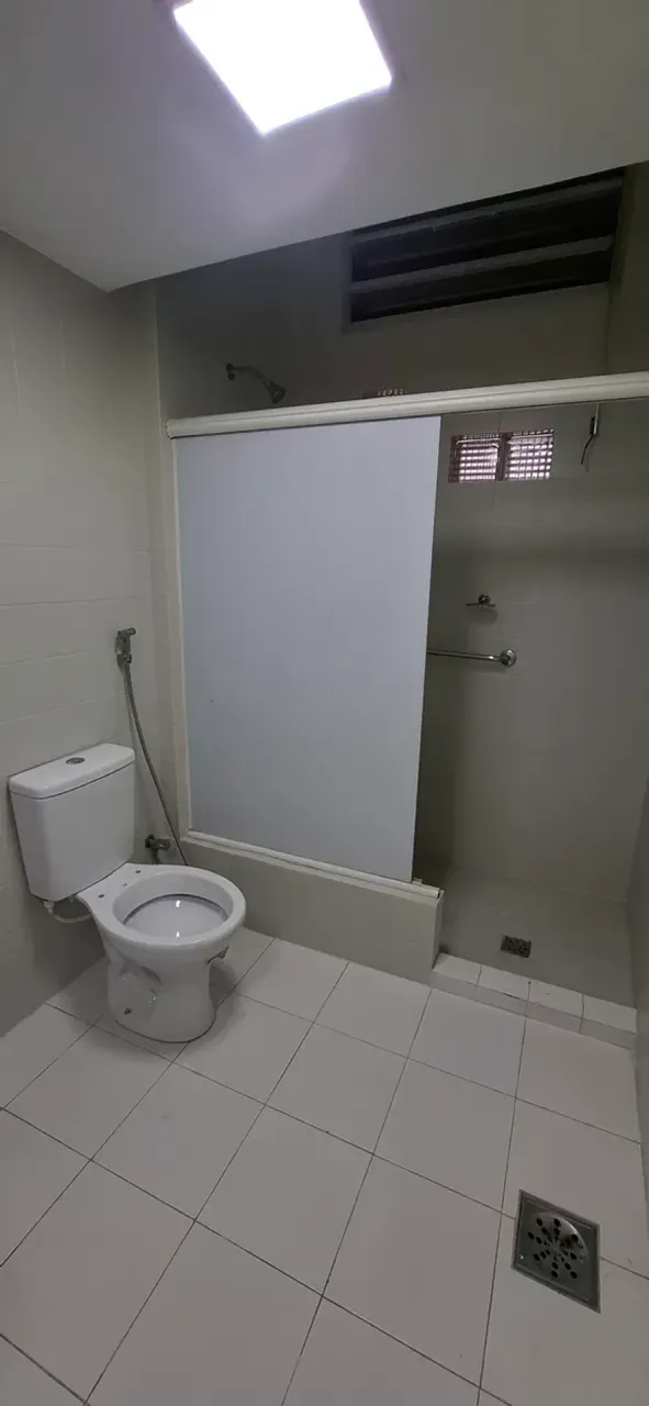 2-bedroom, 2-bath apartment with no parking space — photo 9