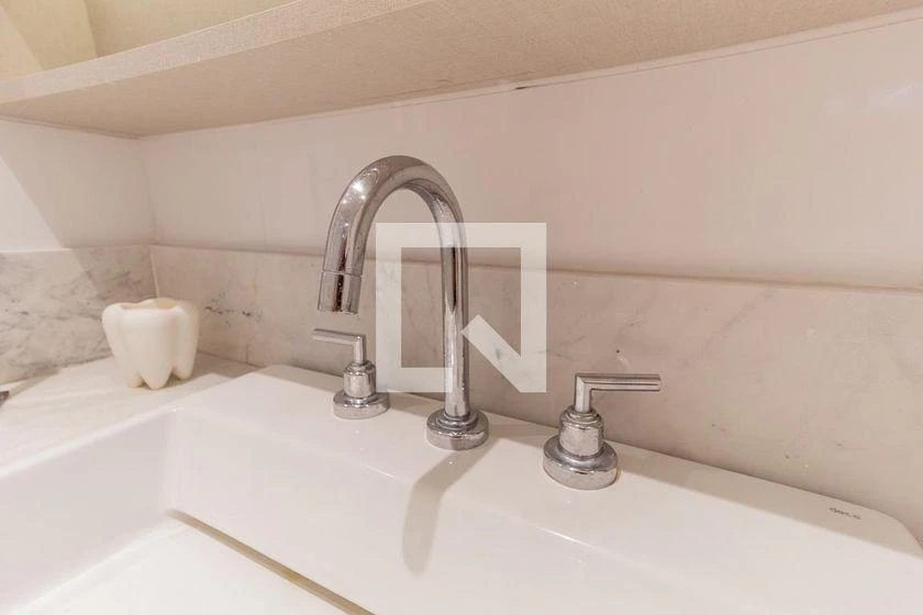 110 m² apartment with enclosed balcony and 3 bedrooms — photo 41