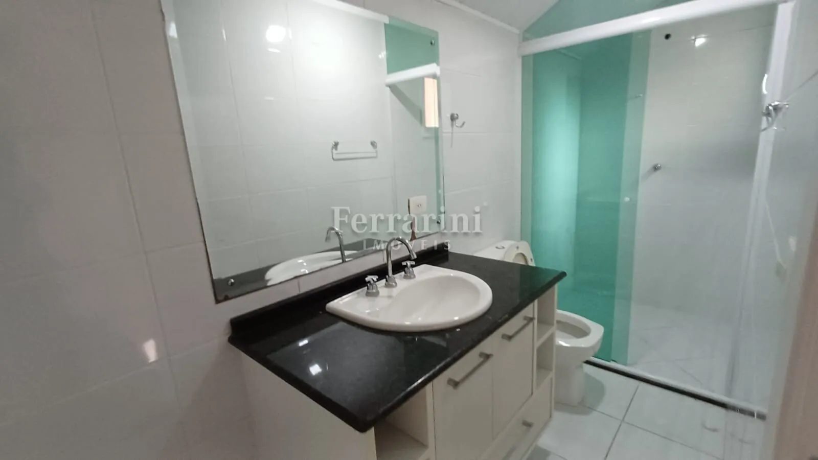 Rental house with 3 bedrooms and 4 bathrooms — photo 50