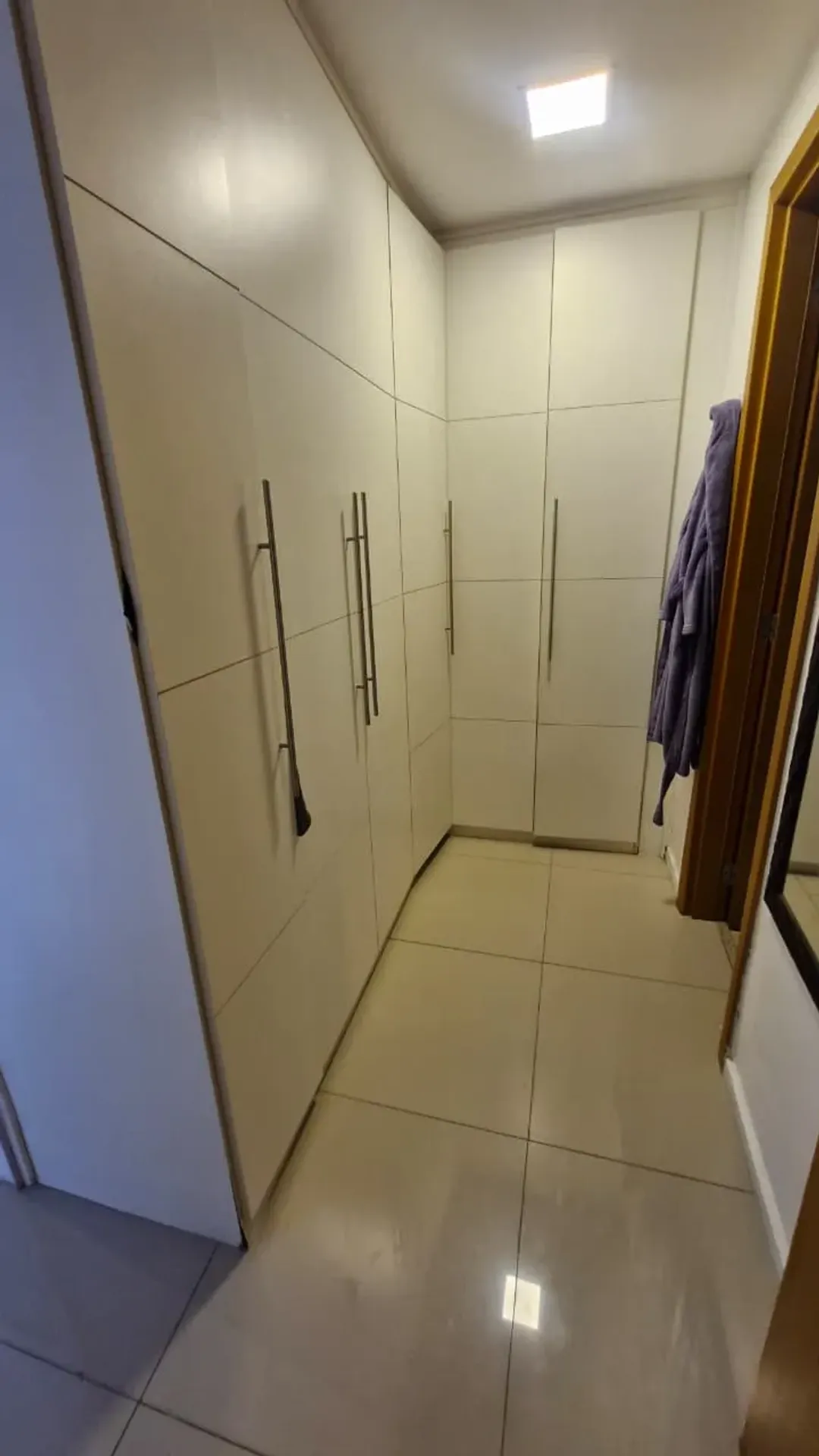 Furnished penthouse with 4 en-suite bedrooms, 186 m² — photo 17
