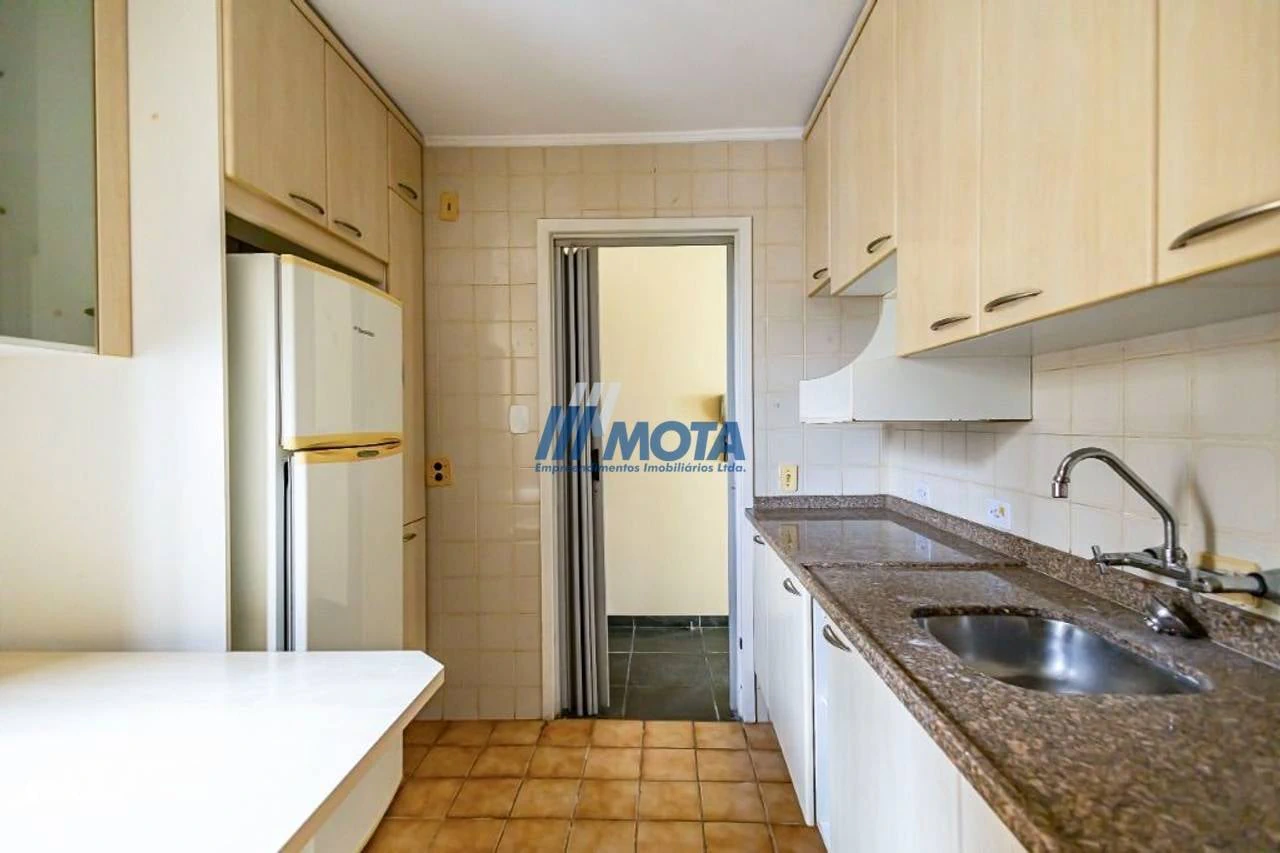 3-bedroom apartment with a home office — photo 29