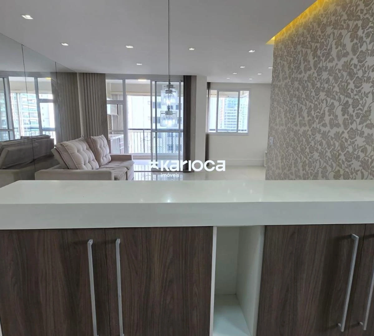 Floor-to-ceiling windows in a 3-bedroom apartment, 90 m² — photo 3