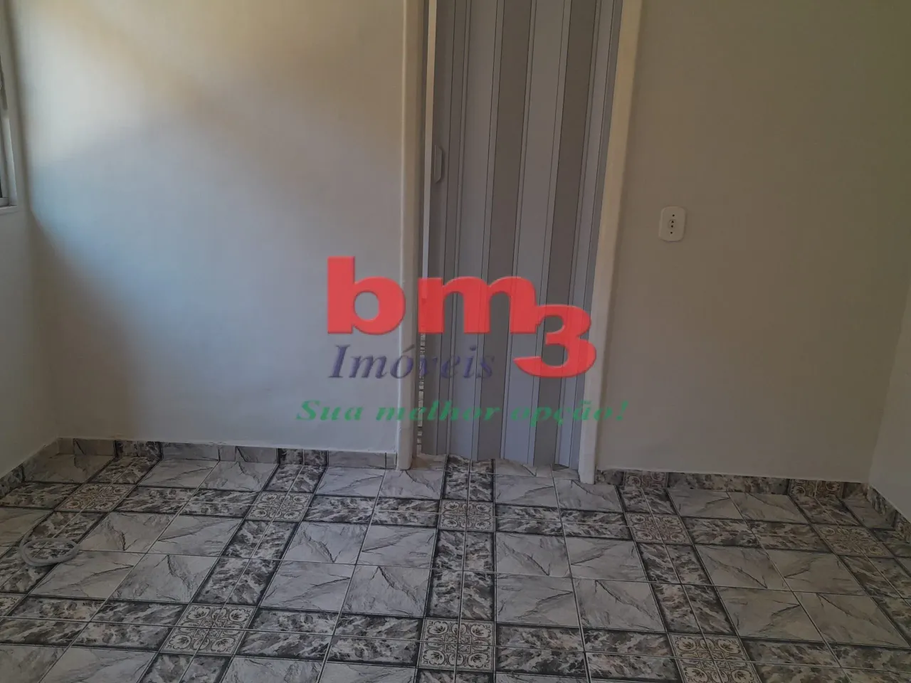Unfurnished studio with 1 bedroom and 1 bathroom — photo 7
