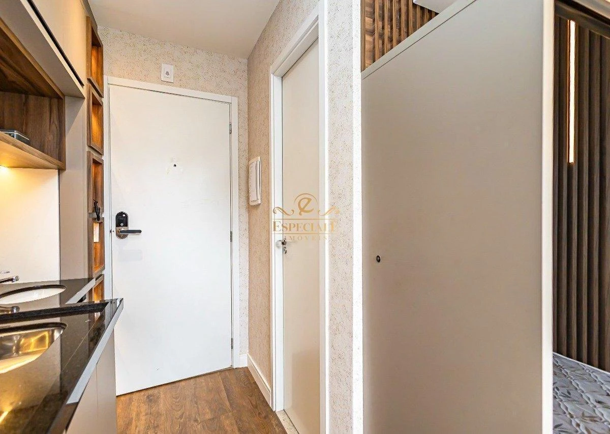 Furnished apartment, 14 m², with floor-to-ceiling windows — photo 10