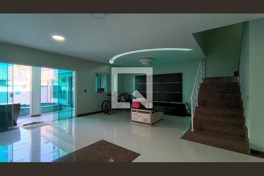 Casa de 300 m² com 3 suítes e 6 banheiros — photo 18
