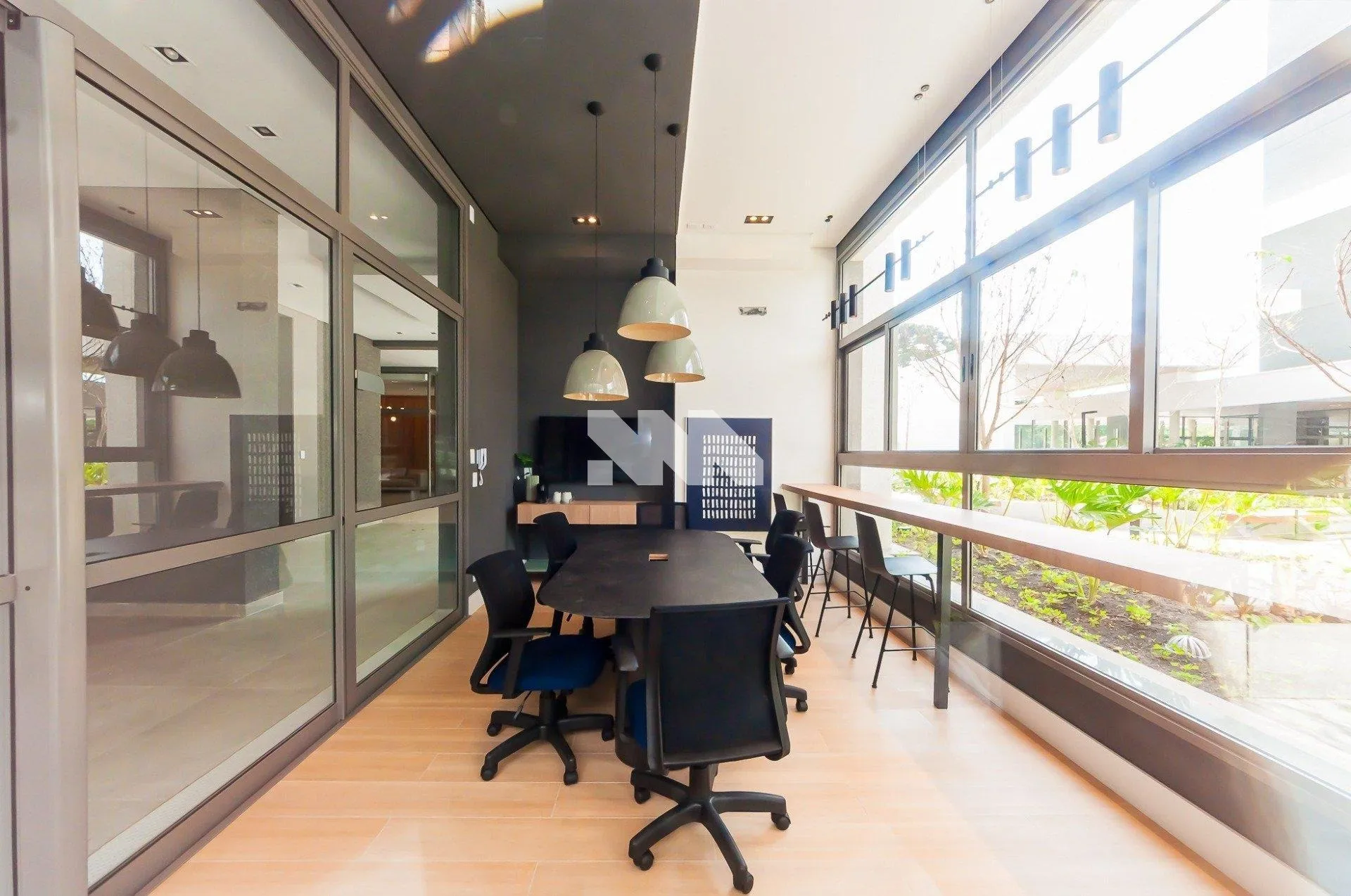 Apartment on the 5th floor with floor-to-ceiling windows — photo 33