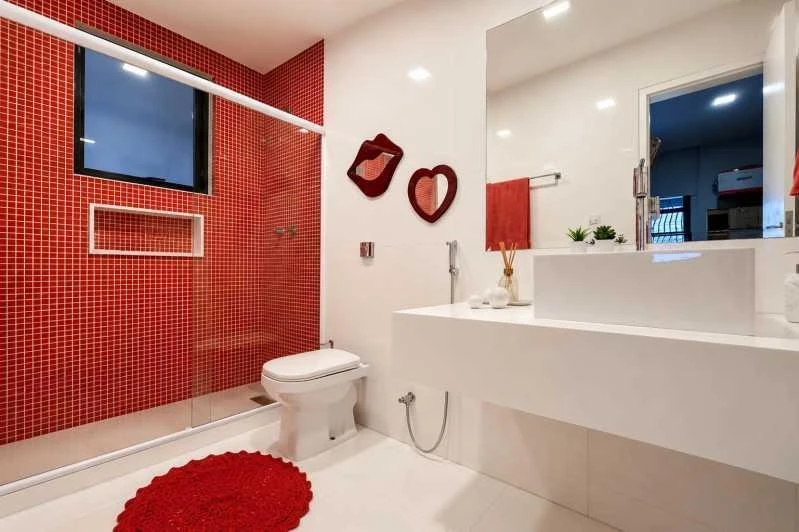 600 m² house with 5 en-suite bedrooms and an open kitchen — photo 9